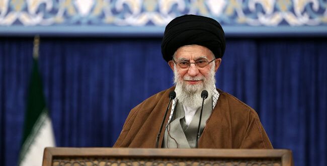 رهبر انقلاب اسلامی سال ۱۴۰۰ را سال «تولید؛ پشتیبانی‌ها، مانع‌زدایی‌ها» نامگذاری کردند.